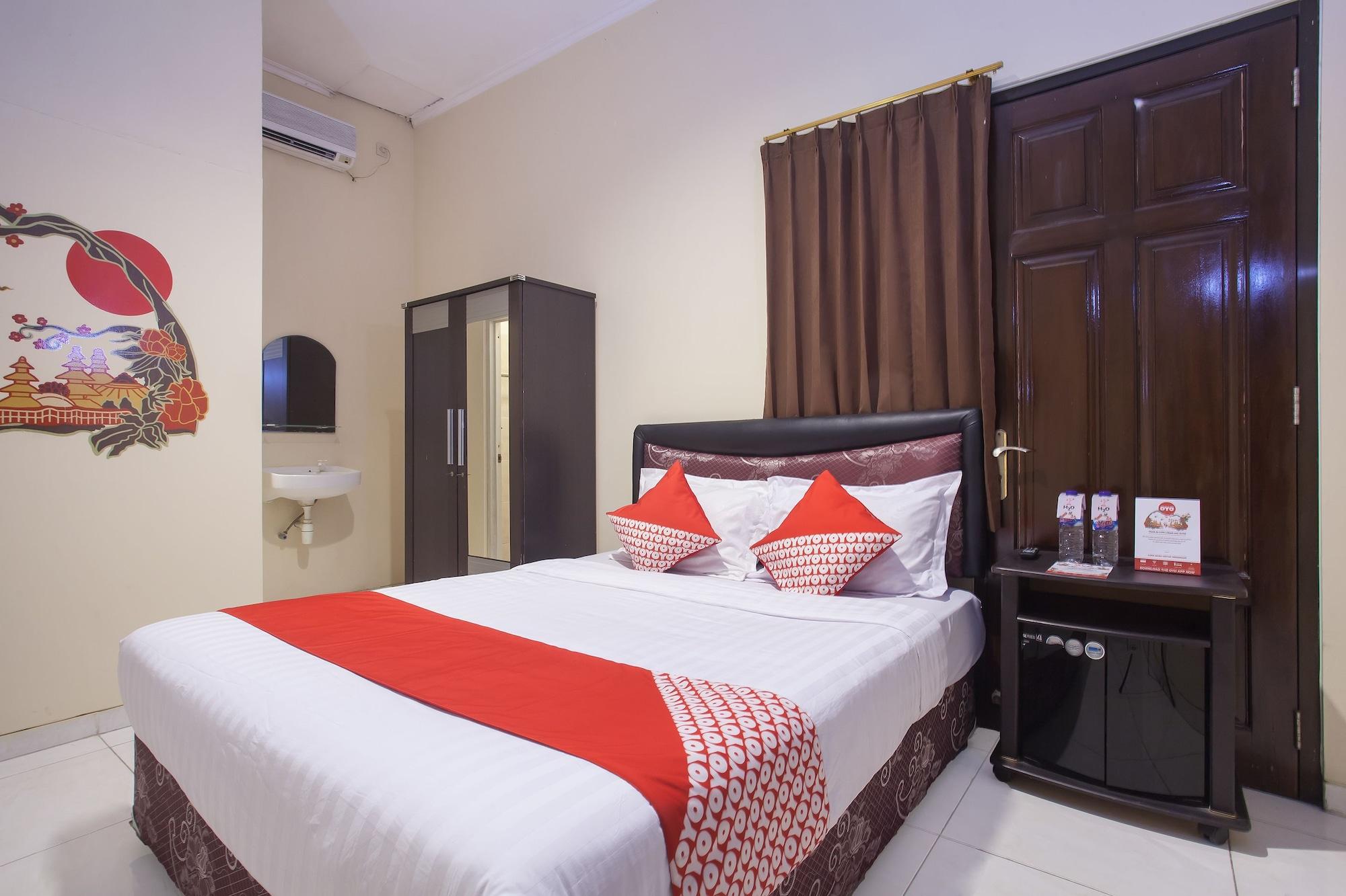 Reddoorz At Graha 99 Simomulyo Hotel Surabaya Bagian luar foto